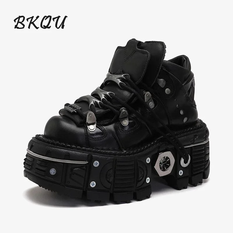 BKQU 2024 New Men's Retro Spanish Tank Bottom Metal High-Top Platform Leather Dark Punk Muffin Street Shooting Shoes