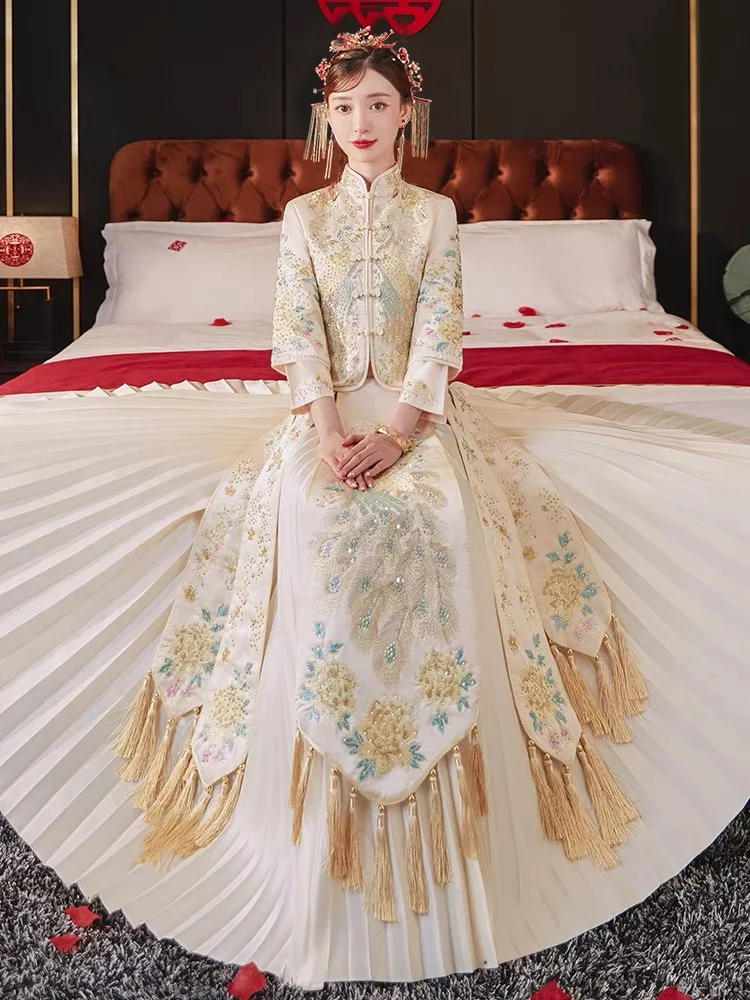 

Золотое китайское свадебное платье для женщин, традиционное церемониальное платье для невест, летняя новинка
