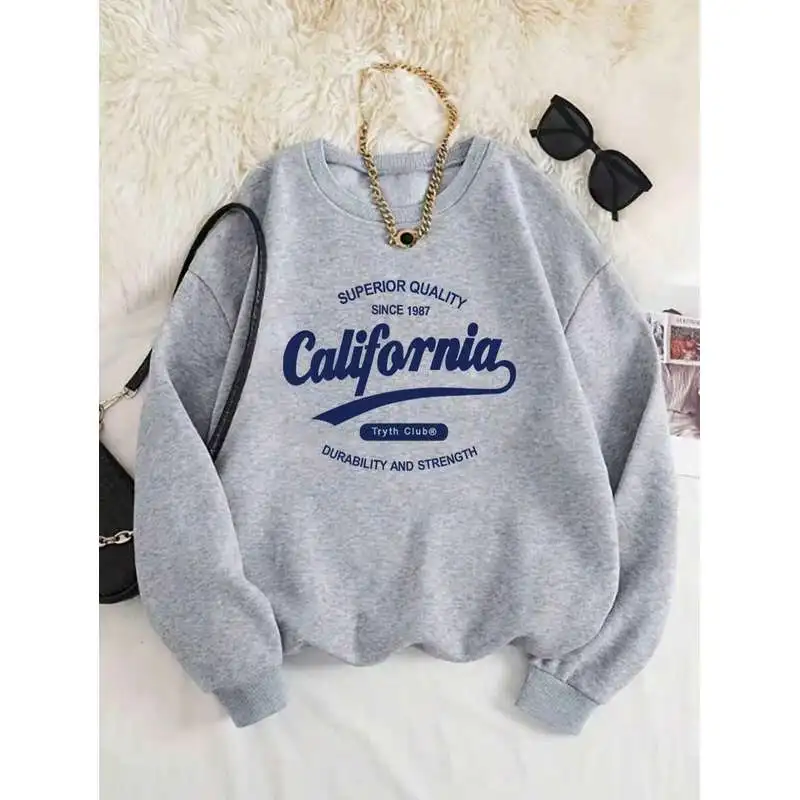 Women's Plus-Size Crewneck Sweatshirt – Vintage American Style with California Letter Print – Loose