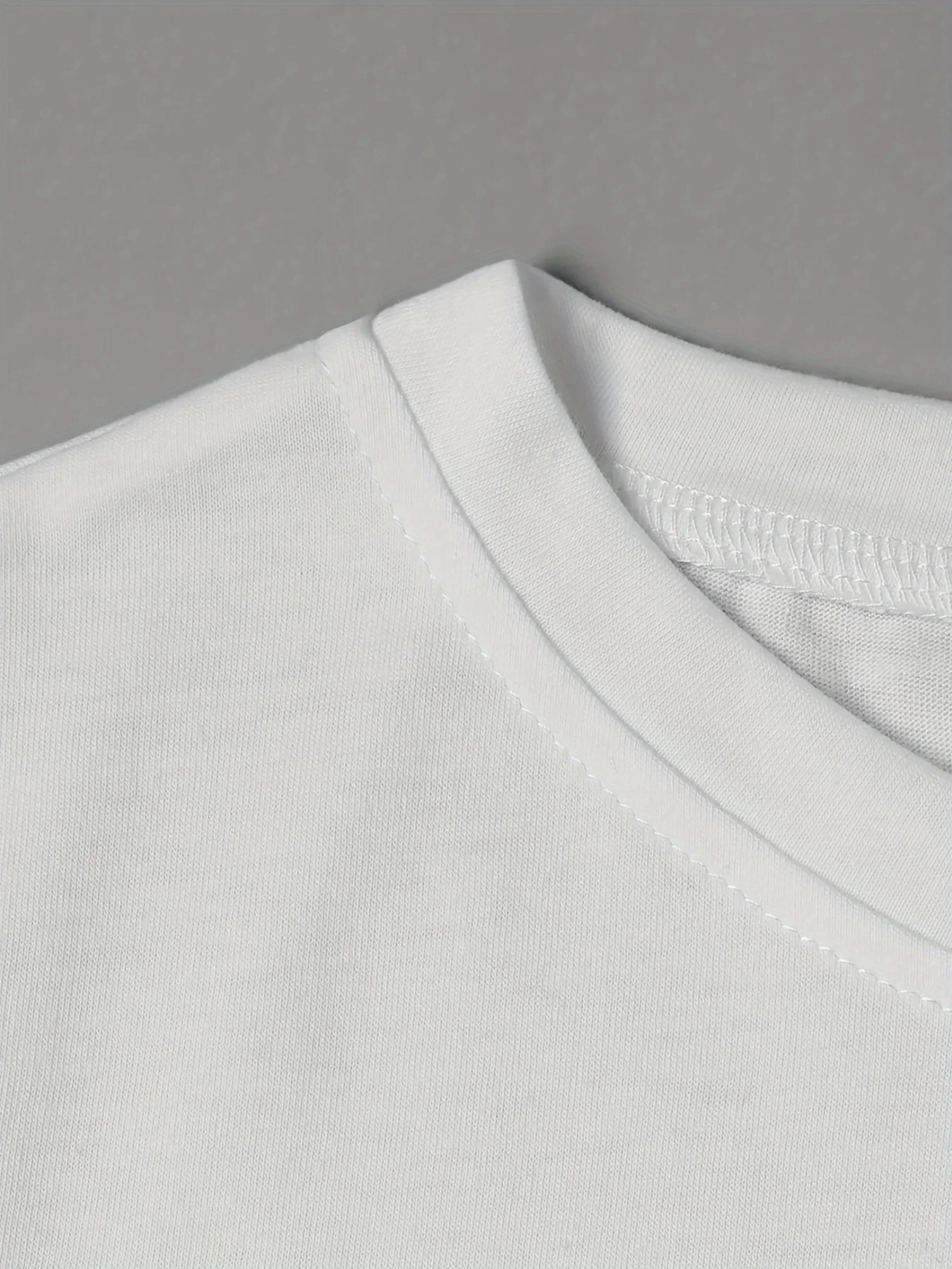 เสื้อยืดแฟชั่นผู้หญิงลายแมวน่ารัก แขนสั้น สไตล์ฮาราจูกุ ลำลอง ใส่สบาย คอกลม เสื้อสตรีทแวร์ ยุค Y2K