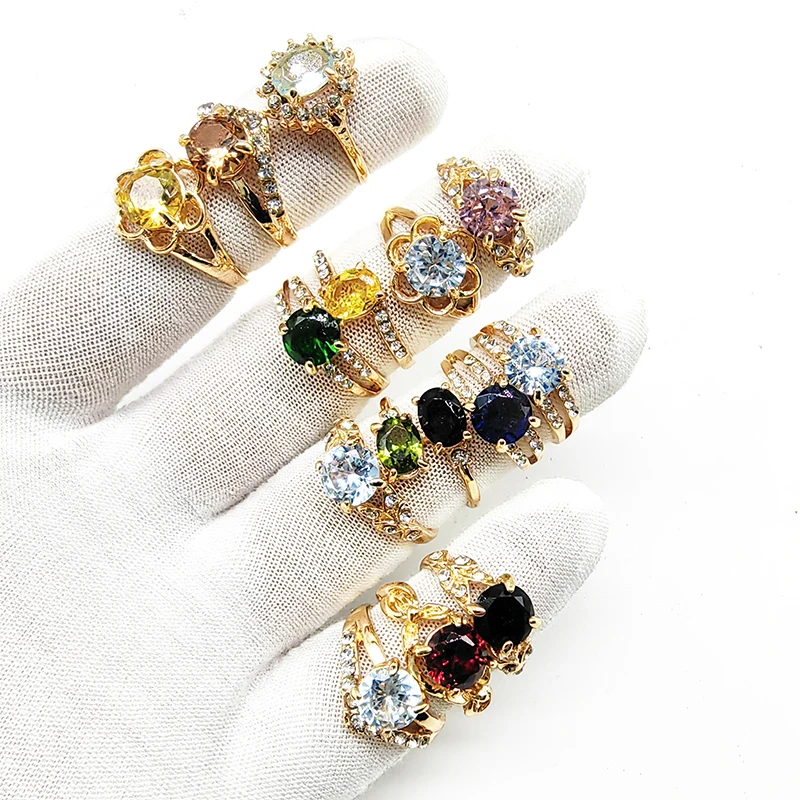 20pcs/50pcs/Lot Wholesale Luxury Big Zircon Crystal Finger Rings for Women Beauty Wedding Jewelry Gold Color Cutout Flower Gifts