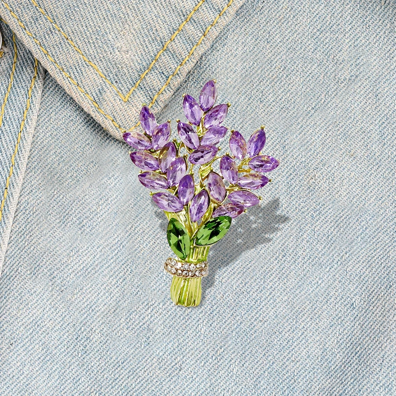 with new design sense Crystal brooch Lavender bouquet brooch