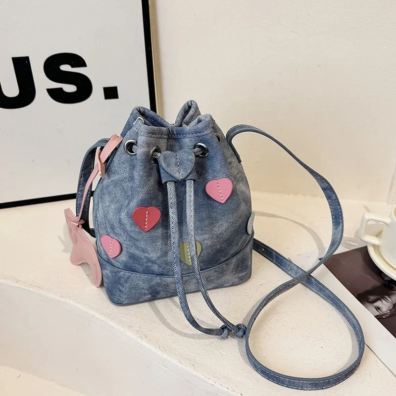 

2024 Popular Bucket Bag Female Fashion All-in-one Western Style Single Shoulder Female Bag Senior Sense Drawstring Female Bags