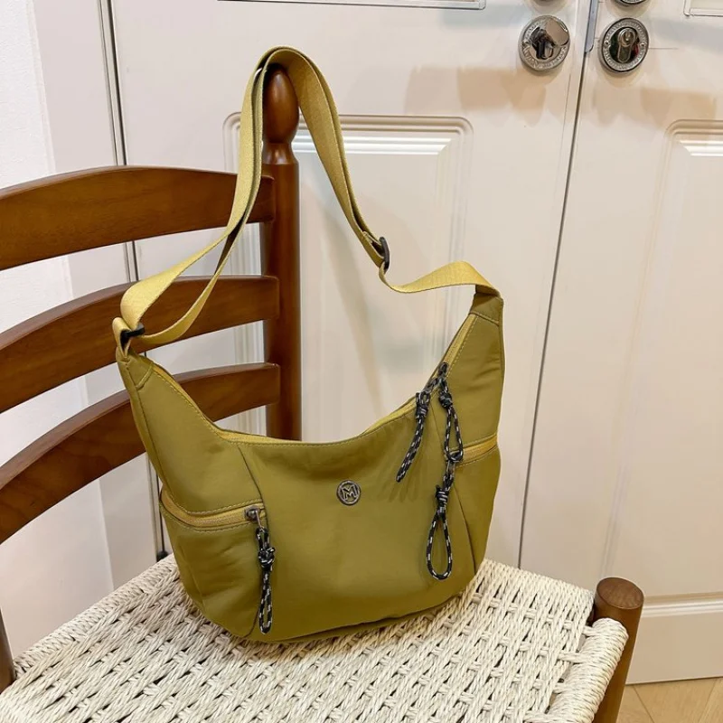 

Elegant Classic Vintage Shopper Bag For Women With Letter Logo And Leather Business Commuter Style