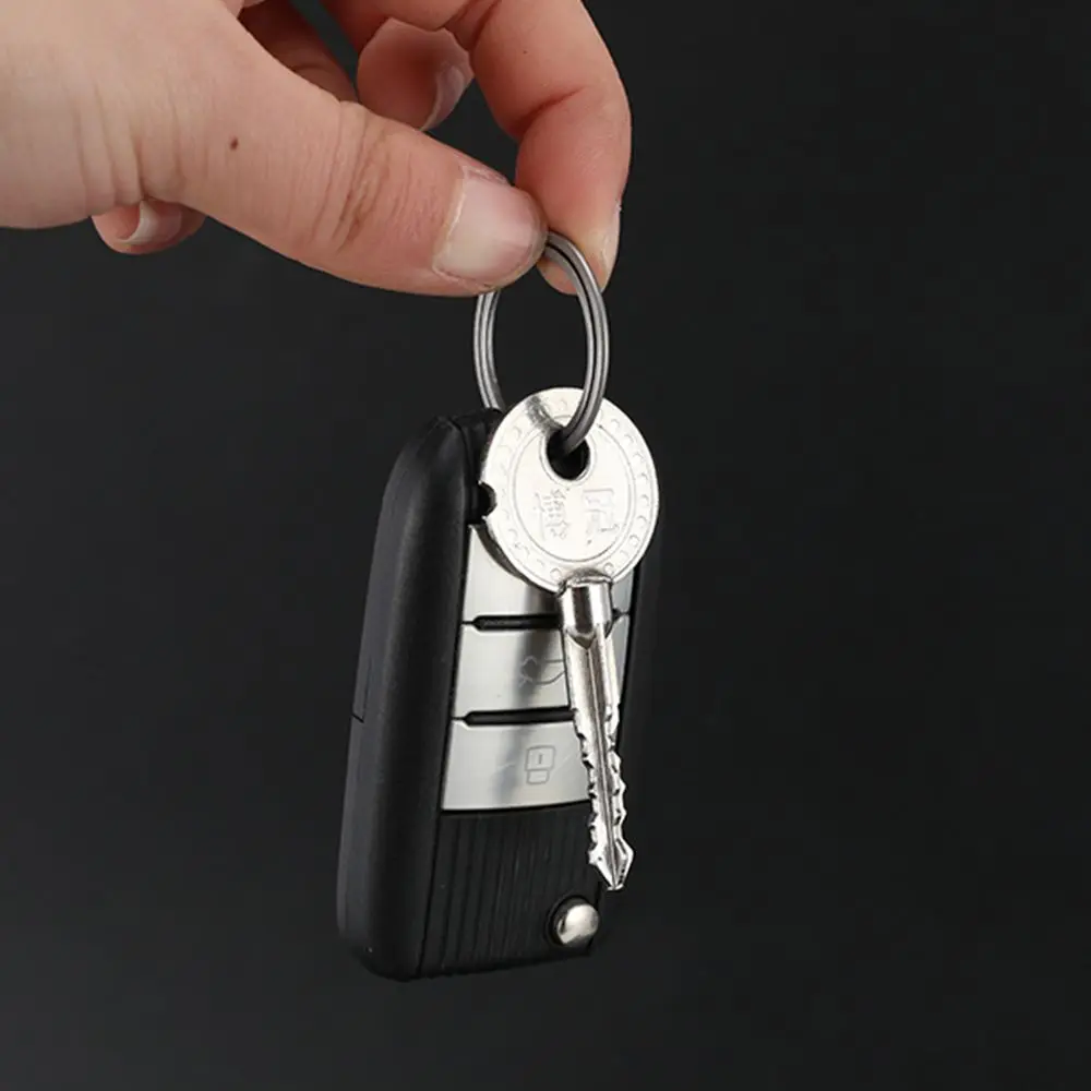 High Quality Titanium Alloy Real  Buckle Pendant Man Car Keychain Key Rings Male Creativity Gift