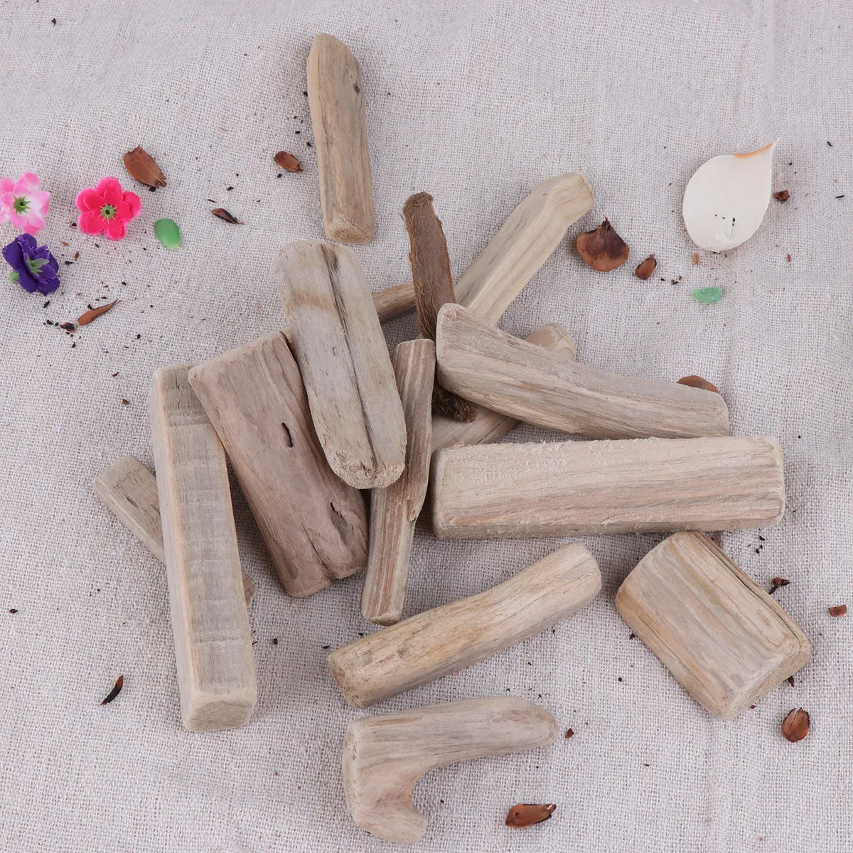 30Pcs Natural Driftwood Pieces for Aquariums Fish Tank Decoration Lower PH Gently Biofilm Grazing Surface Dwarf Shrimp Safe