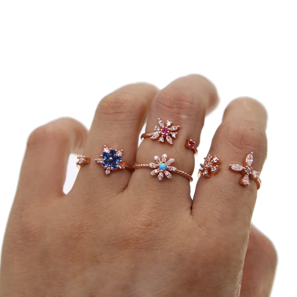 New Sale Blue Opal Jewelry Rose Gold Color Dainty Shiny Austrian Crystal Daisy Flower Ring Cute Girl Women Elegance Wedding Ring