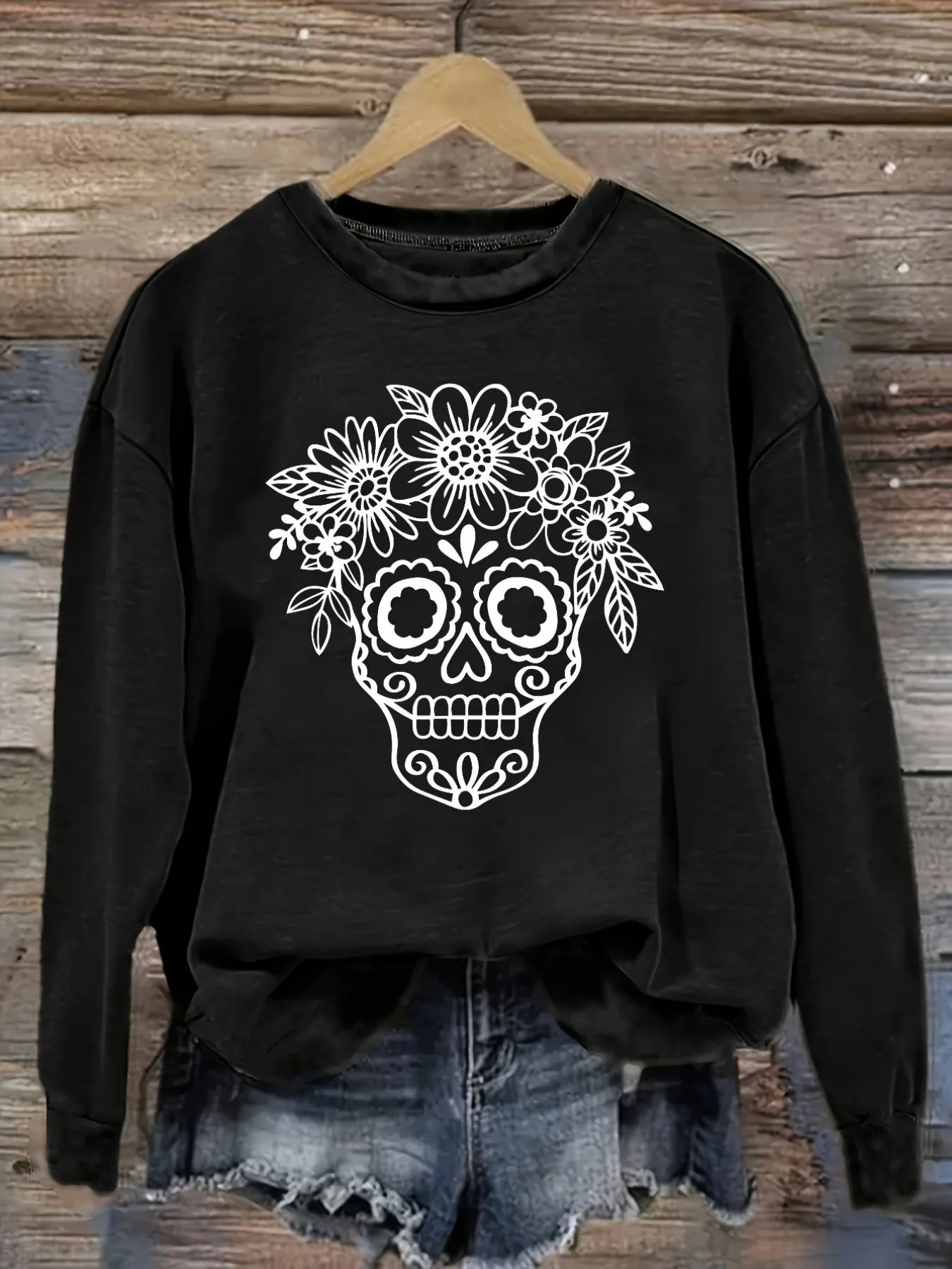 Women's Casual Long Sleeve Crew Neck T-Shirt Floral Sugar Skull Print Design Design, Round Neck Women's Clothing, Machine Washable, Slightly Elastic, Loose Fit, Spring Autumn Winter Women's T-Shirt, Halloween Costume Outfit