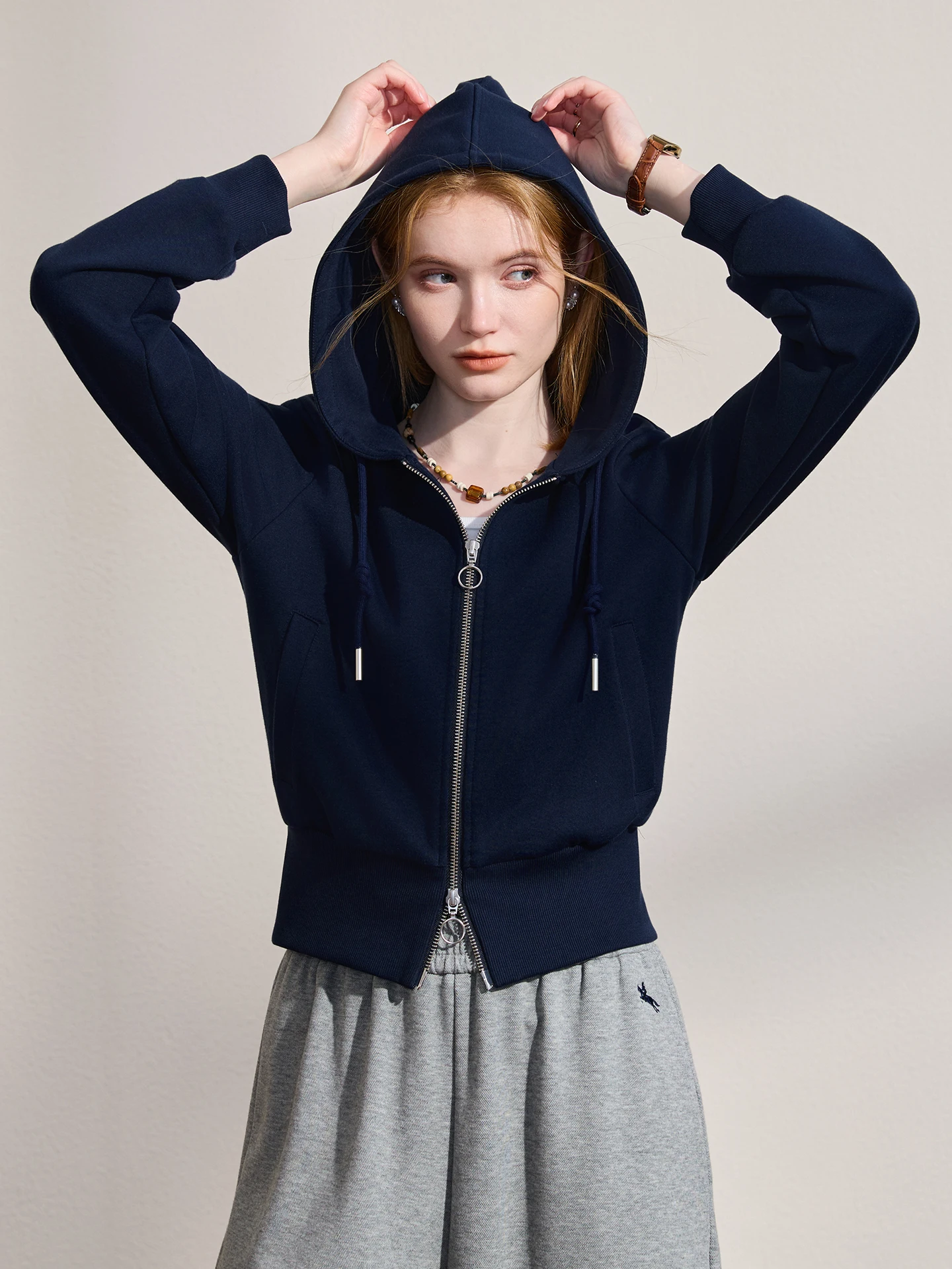 Slim Fit Short Zipper Hoodie Jacket Women's Fashion Autumn Campus Style Kangaroo Pocket Knitted Polyester Cotton Blend Coat