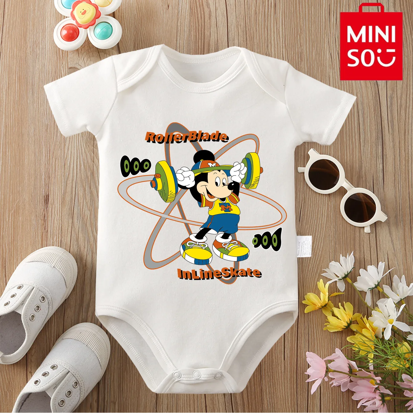 

MINISO Mickey Mouse 100% Cotton Bodysuit Baby Weightlifting Print Soft Cloth for Baby Onesie Jumpsuit for 0 To 12 Months Newborn