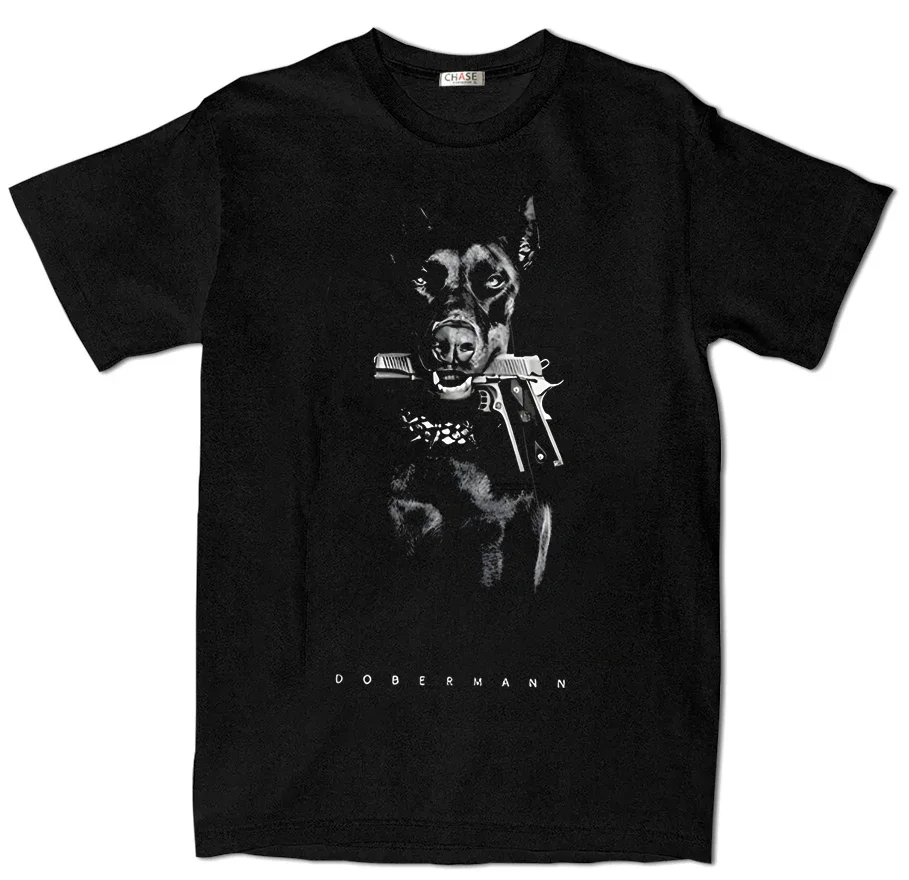 CC04 Hip Hop 2024 Vintage Black T-Shirt Streetwear Doberman Dog Gun Graphic T Shirt Cotton Unisex Tshirt Men Tops Tee Hipster