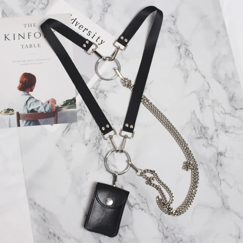 [EAM] Metal Chain Mini-bag Stylish Buckle Pu Leather Belt Personality Women New Fashion Tide All-match Spring 2024 1U234