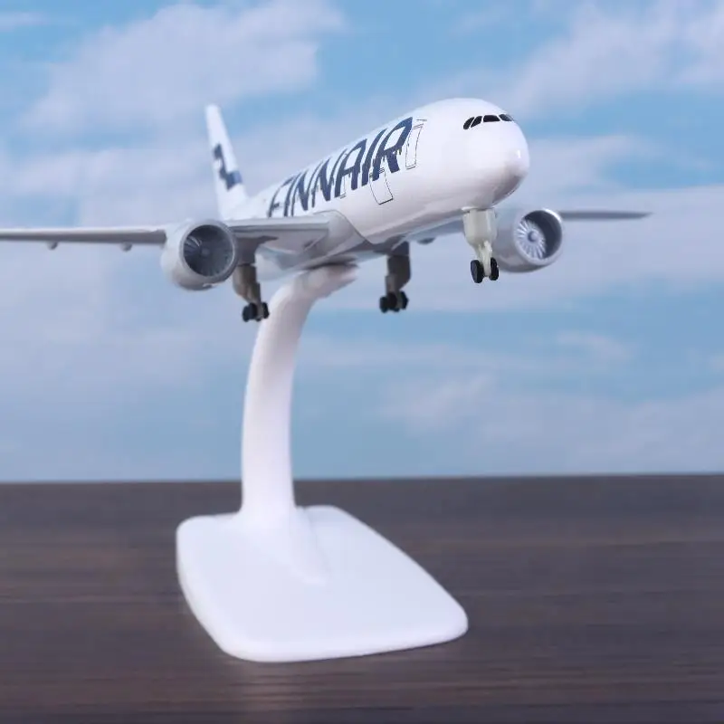 

1 комплект, литые под давлением самолеты из сплава с колесами, 20 см, A350, комплект Finnair, Airbus 350, модель самолета Финляндии, подарок, статический орнамент «сделай сам»