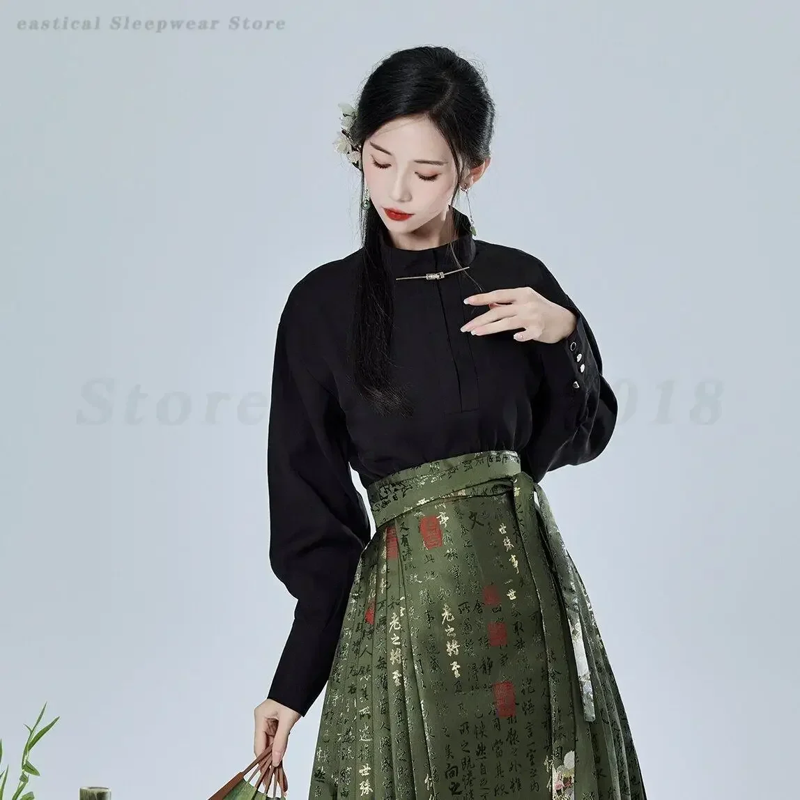

Ming Dynasty Ancient Tang Costume Hanfu Set Chinese Traditional Horse Face Skirt Exquisite Printed Mamianqun Skirt Cheongsam