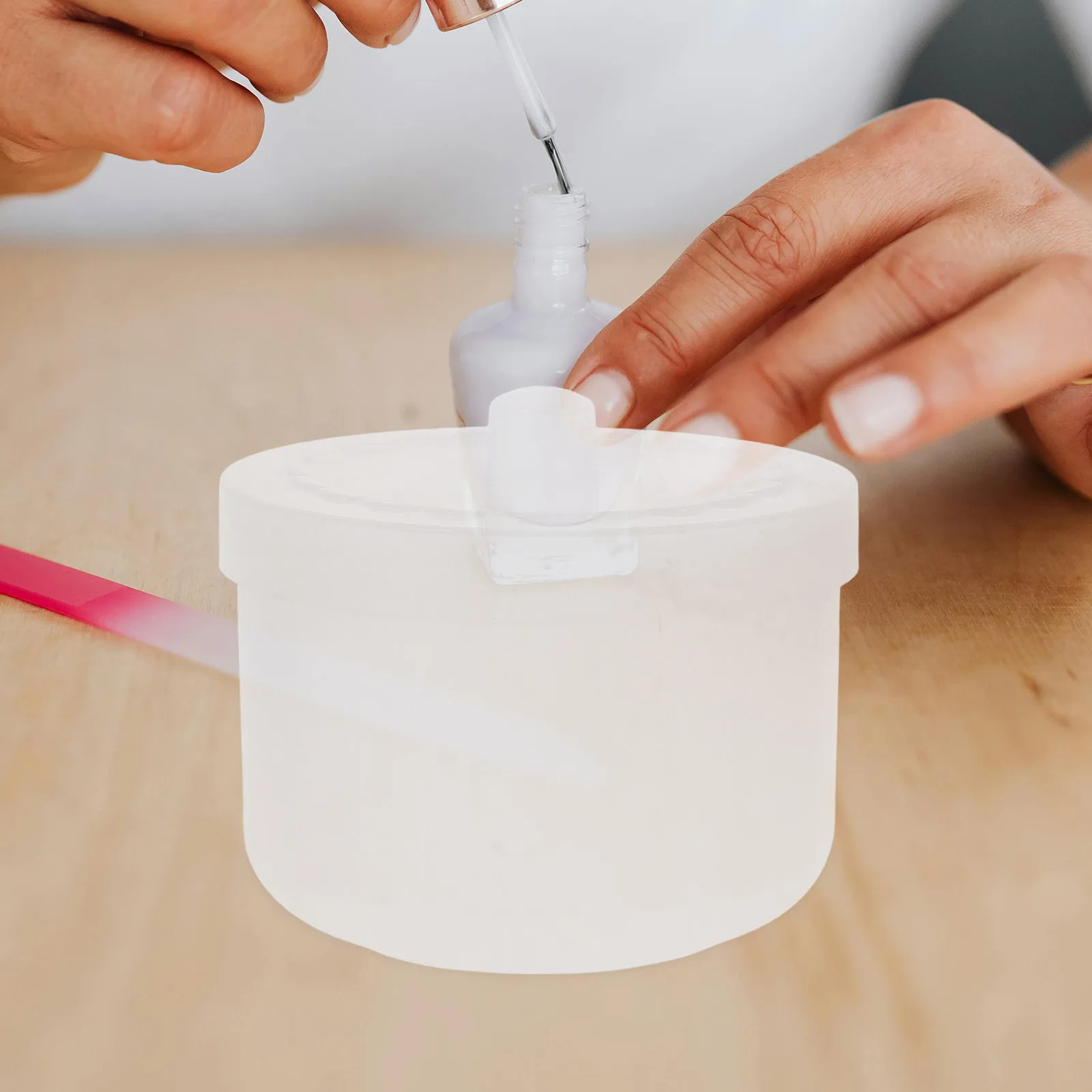 2Pcs Nail Tool Cleaner Box Plastic Durable Manicure Tool Soaking Tray Sterilizer Case for Nail Art Tools Tweezer Cleaner