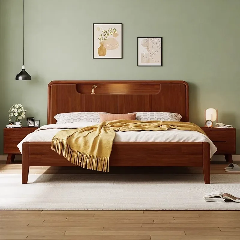 เตียงไม้เนื้อแข็งสไตล์นอร์ดิกเรียบง่าย เตียงนอนหลังใหญ่พร้อมที่เก็บของแบบกล่องสูง ขนาด 1.8 เมตร เตียงคู่ เหมาะสำหรับบ้านพักและที่พักแบบเบดแอนด์เบรคฟาสต์