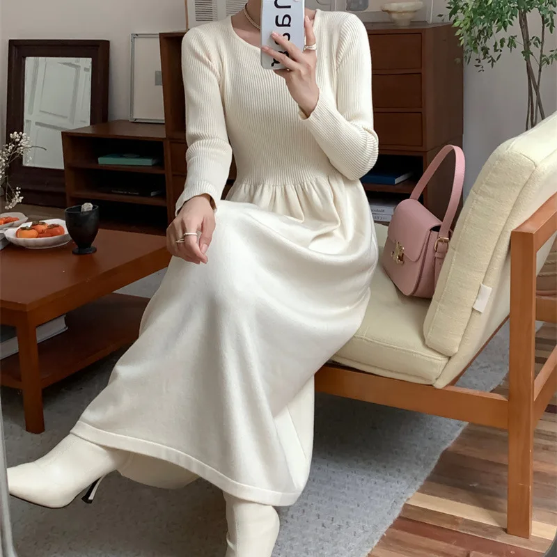 

Autumn and Winter Women's Knitted Dress French Temperament Thin Oatmeal Color Big Yards with a Coat Inside Bottoming Long Sweate