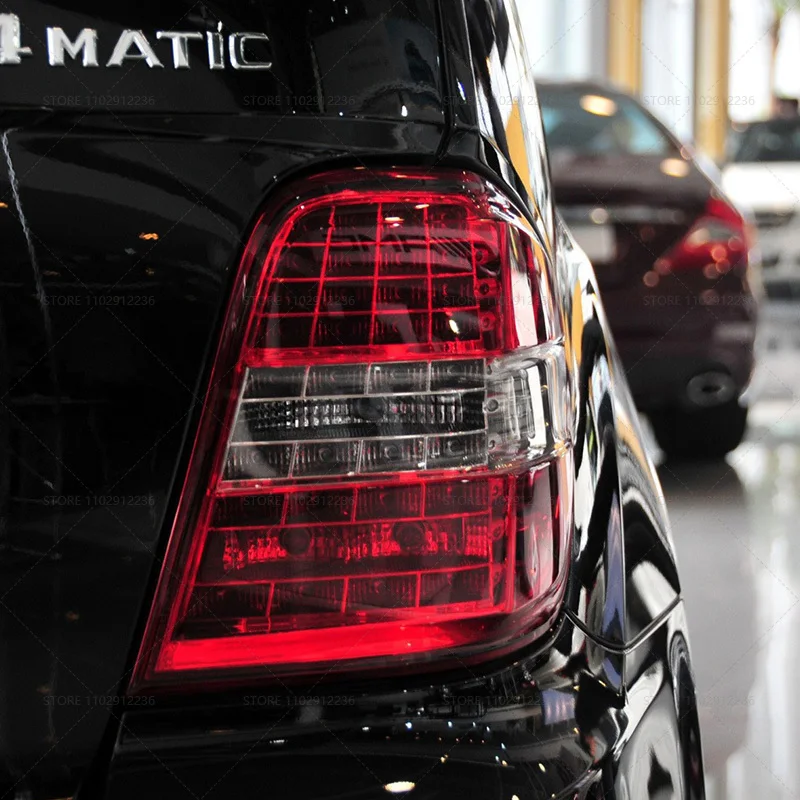 for 2009-2011 W164 Mercedes Benz ML-Class ML300 ML320 ML350 LED Tail Light Rear Bumper Turn Signal 1648202764 1648202864