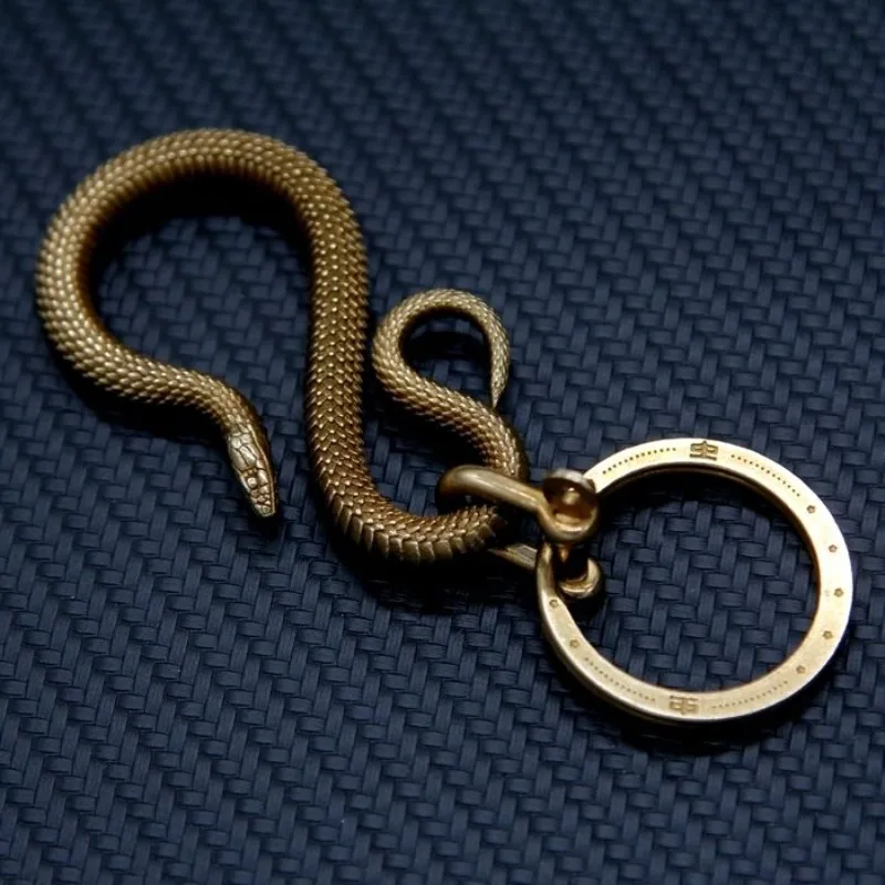 Original Snake Keychains Entanglement Hook Brass Keychain Pendant Brass Accessories Car Personalized Gifts for Friend Father