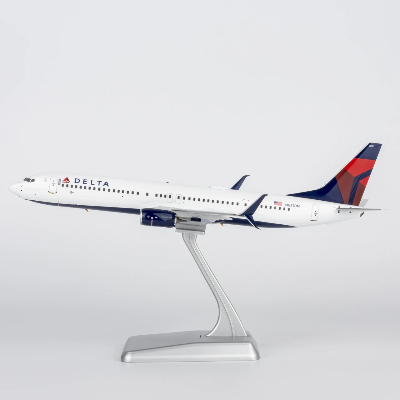 09008 سبيكة تحصيل طائرة هدية NG نموذج 1:200 دلتا خطوط الهواء "SkyTeam" بوينغ B737-900 دييكاست طائرة نموذج طائرة N851DN