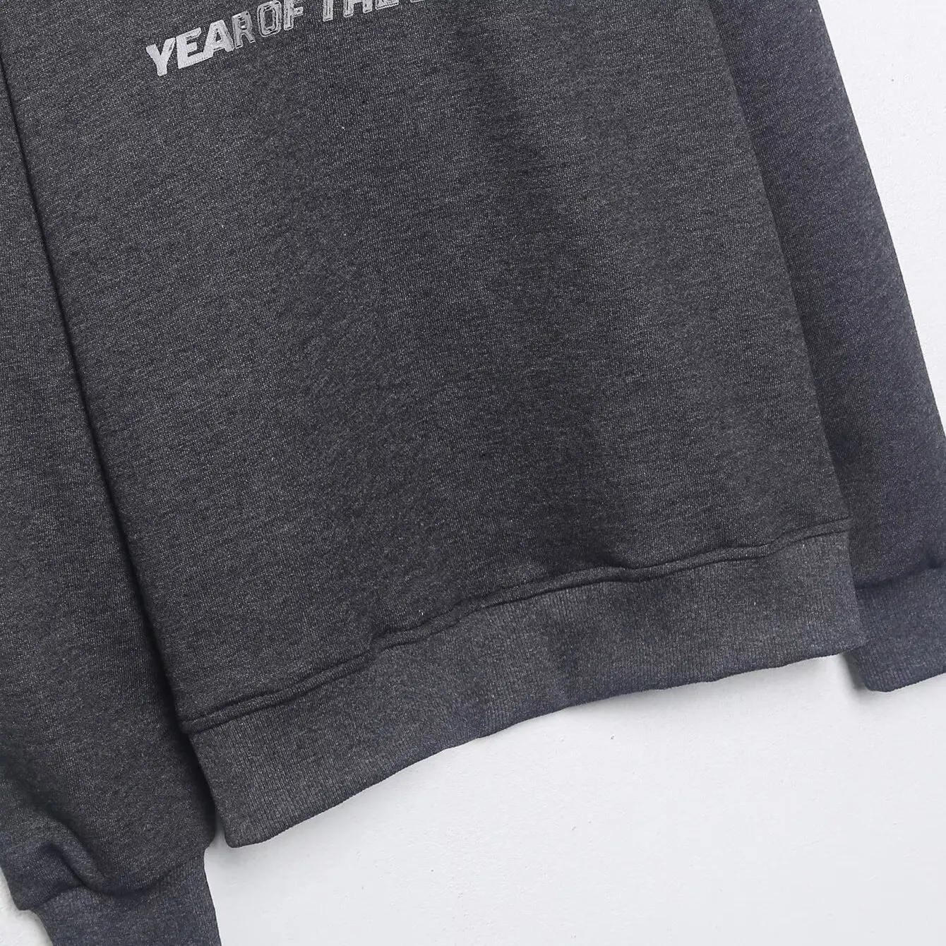 เสื้อสเวตเตอร์ลายสัตว์สำหรับผู้หญิง ทรงหลวม แขนยาว คอกลม สไตล์ลำลอง ใส่ได้ทุกวัน รุ่นใหม่ล่าสุดสำหรับฤดูใบไม้ร่วง