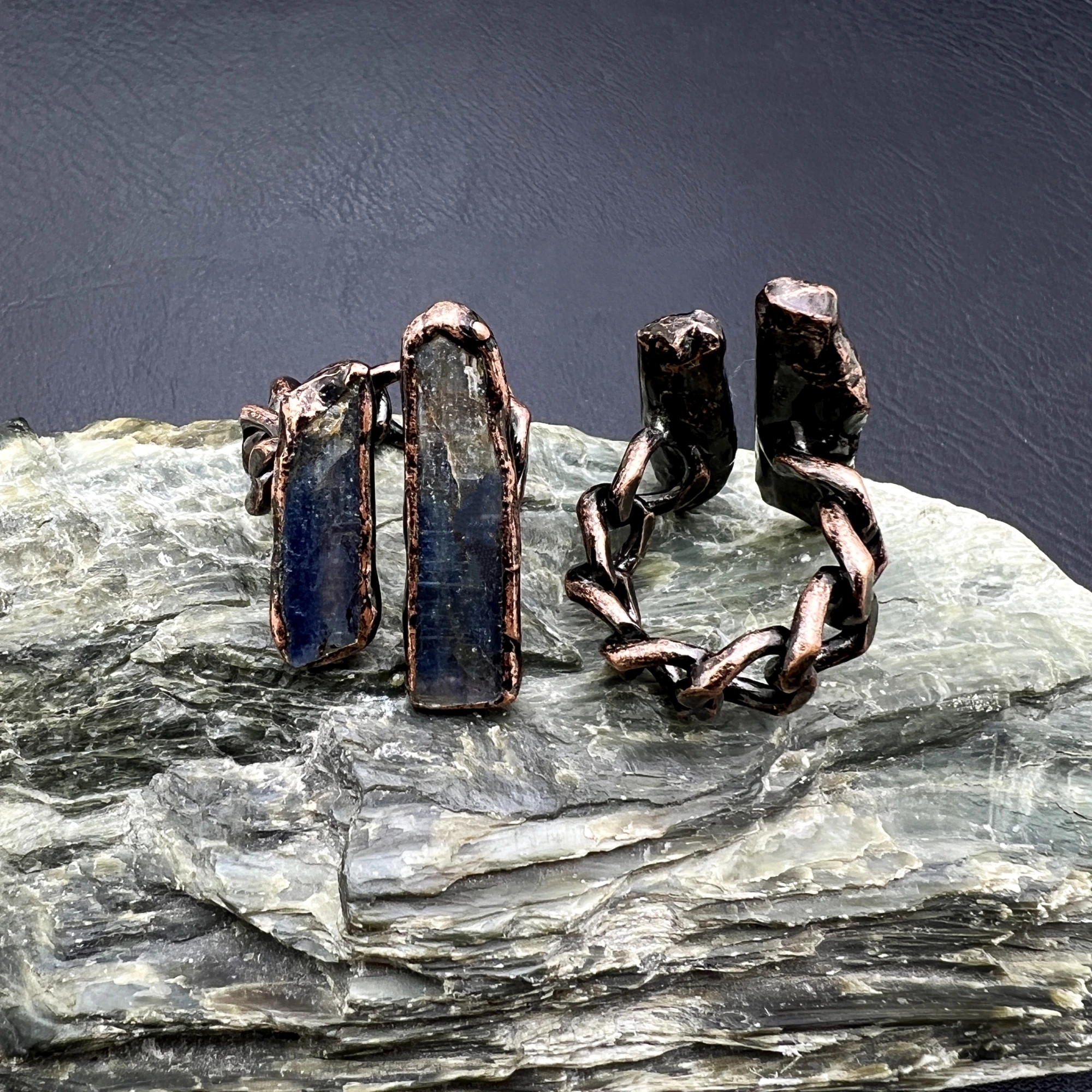 10PCS Bronze Plated Natural Stone Blue Kyanite Double Stones Adjustable Rings For Women Bohemia Gothic Witch Jewelry MY231169
