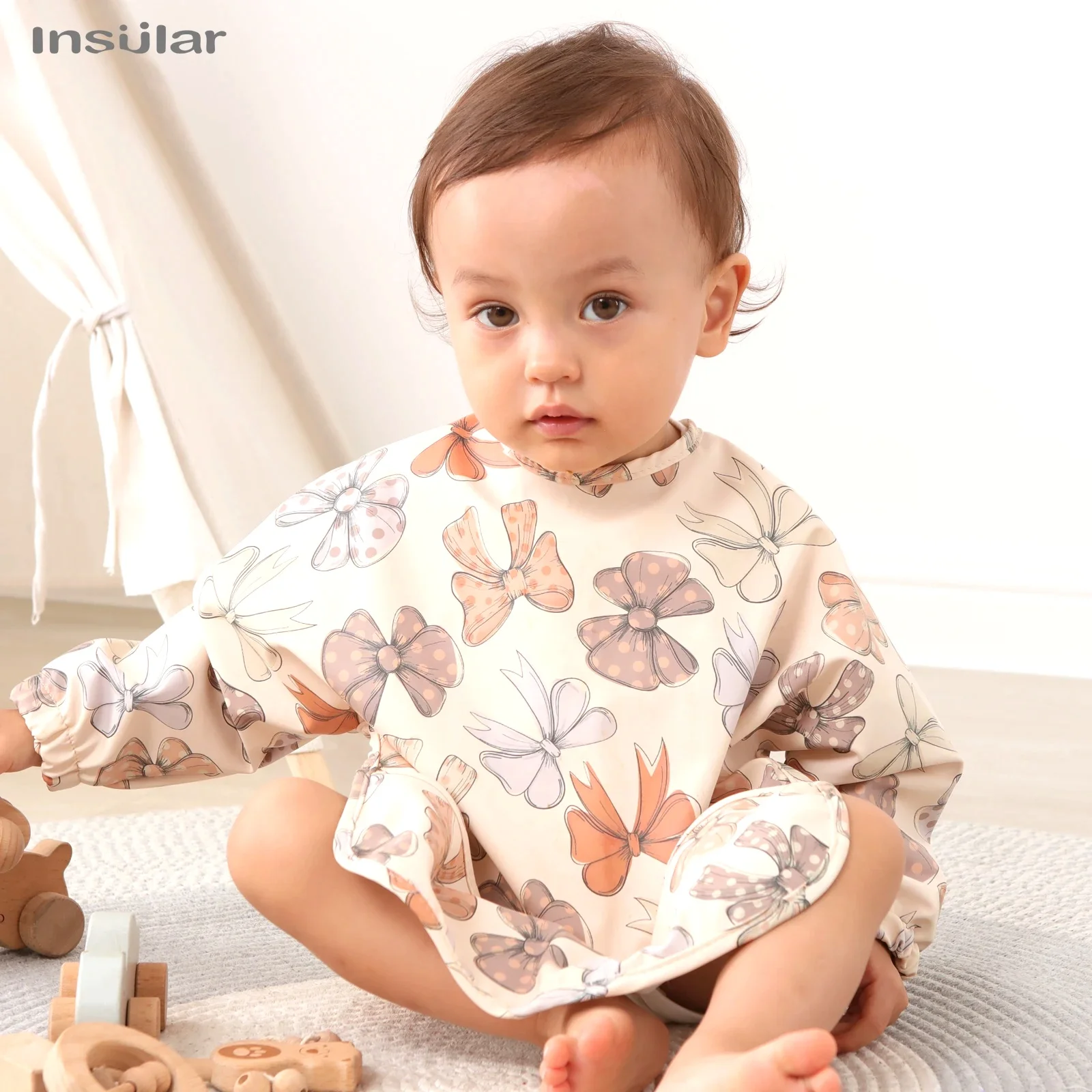 

New Children Feeding Aprons Long Sleeve Baby Bib with Pocket Full Cover Baby Bibs with Pocket Waterproof Long Sleeve Bibs