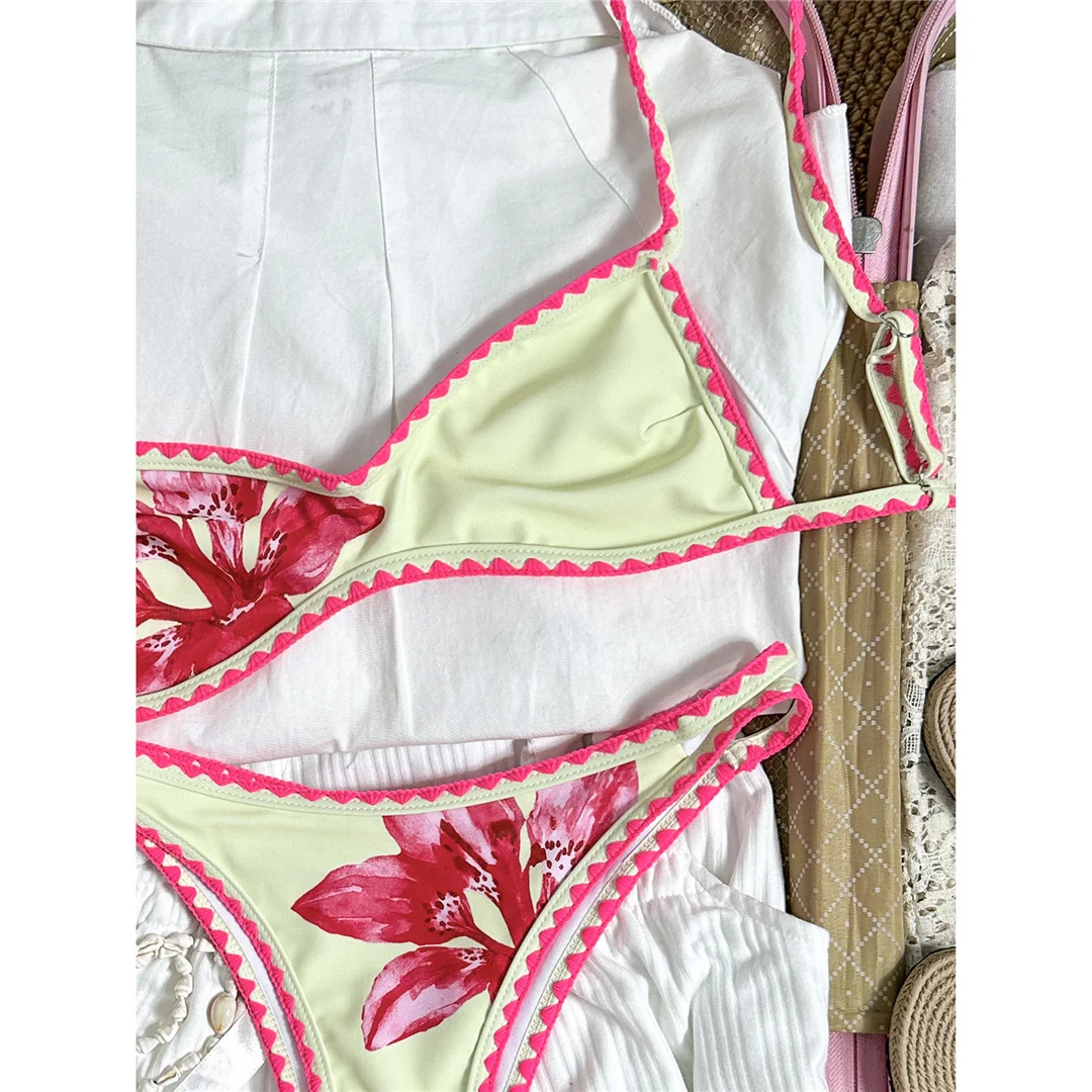2026 Blumenmuster Bikini Damen Bademode Zweiteiliger Bikini-Set Brasilianischer Badeanzug Badebekleidung V8205 – Detail 5