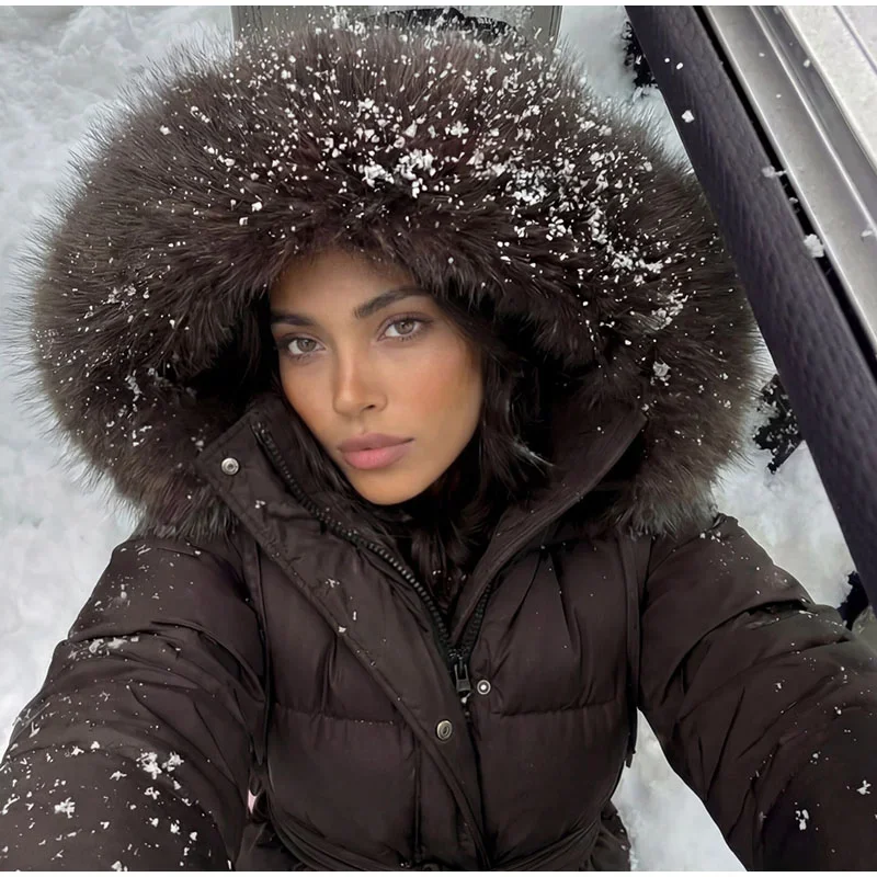 Kurze Damen-Winterjacke mit Kunstfellkapuze, Pelzkragen und Reißverschluss, Warme Outdoor-Bekleidung, Lässige Streetwear – Detail 12
