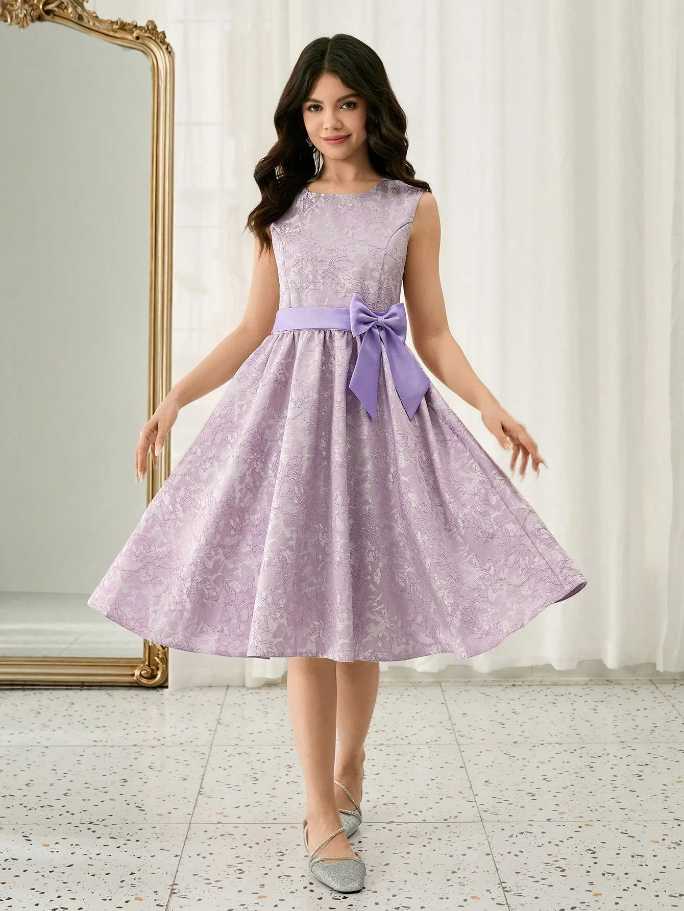 

Lavender Floral Sleeveless A-Line Dress With Bow Belt
