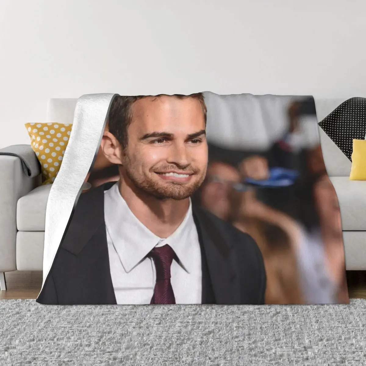 

Theo James 002744 Одеяла для кемпинговой кровати Одеяло на заказ Зимние одеяла Тонкое ватное одеяло Плед