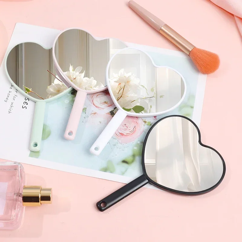 Handheld makeup mirror New Makeup Mirrors Sweet Girl Style Suitable for carrying around Love makeup mirror 4 color options