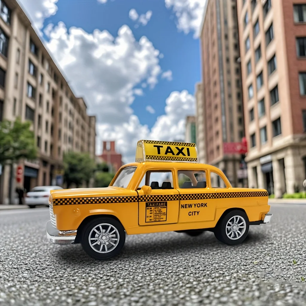 

1:32 High-Quality Metal Alloy Retro Taxi Toy Model - Collectible Diecast Car for Kids & Adults