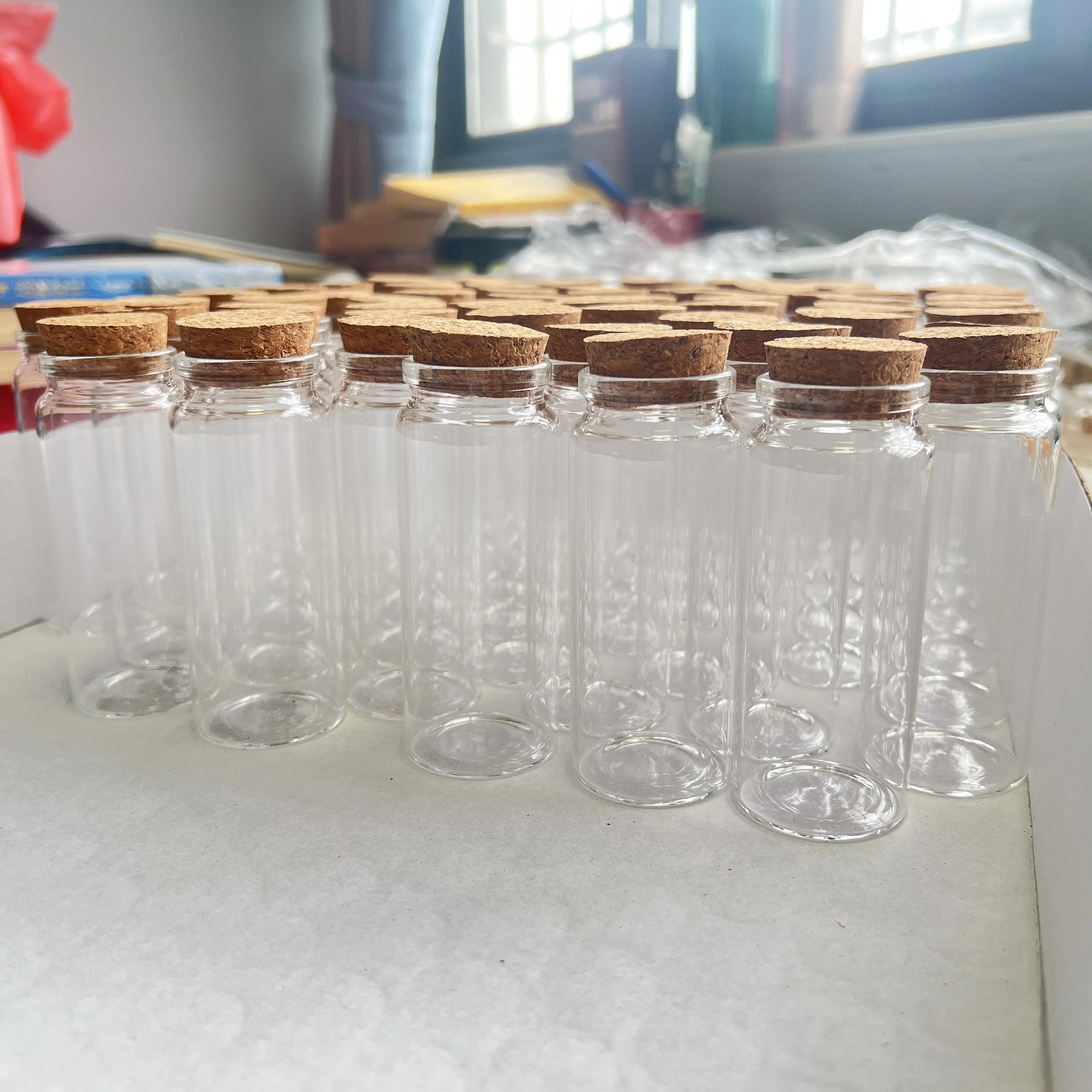 

8 Pcs 70ml Candy Glass Bottles Cork Empty Test Tube Glass jars 26×37×90mm Seeds Tiny Jars Clear Mini Containers Decor Vials