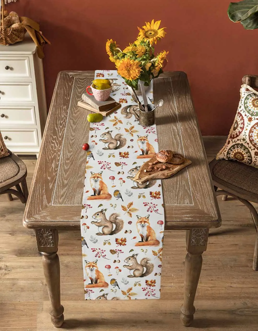 Autumn Plants Squirrels Foxes Table Runner Cotton Linen Wedding Table Decor Tablecloth Kitchen Decor Table Runner