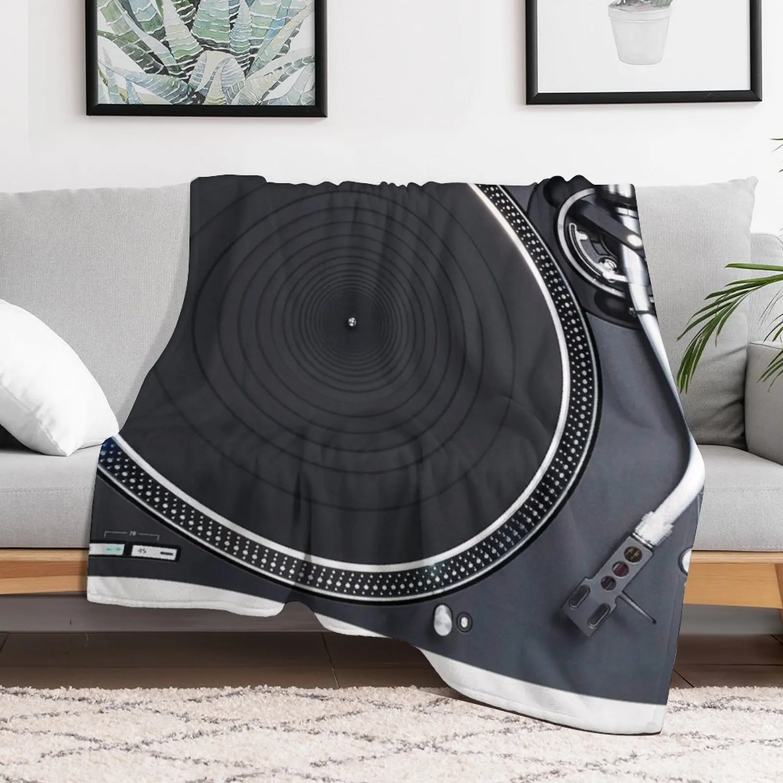 Classic Turntable Black Throw Blanket Single blankets ands Blankets