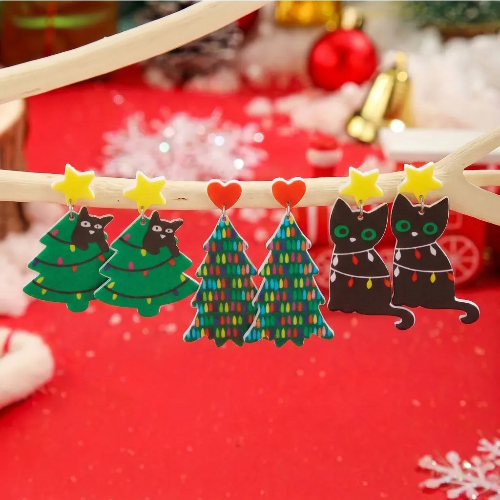 Acryl Grüne Weihnachtsbaum-Ohrhänger-Set für Frauen Niedliche Weihnachtsmann-Katzen-Lebkuchenmann-Ohrringe Party-Schmuck Geschenke – Detail 6