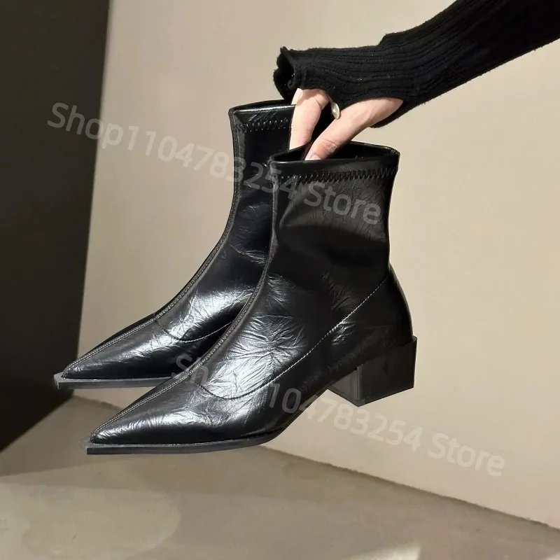 

Осенние женские ботильоны, модная женская обувь с острым носком, короткие ботинки на квадратном низком каблуке, повседневная зимняя женская обувь 2025