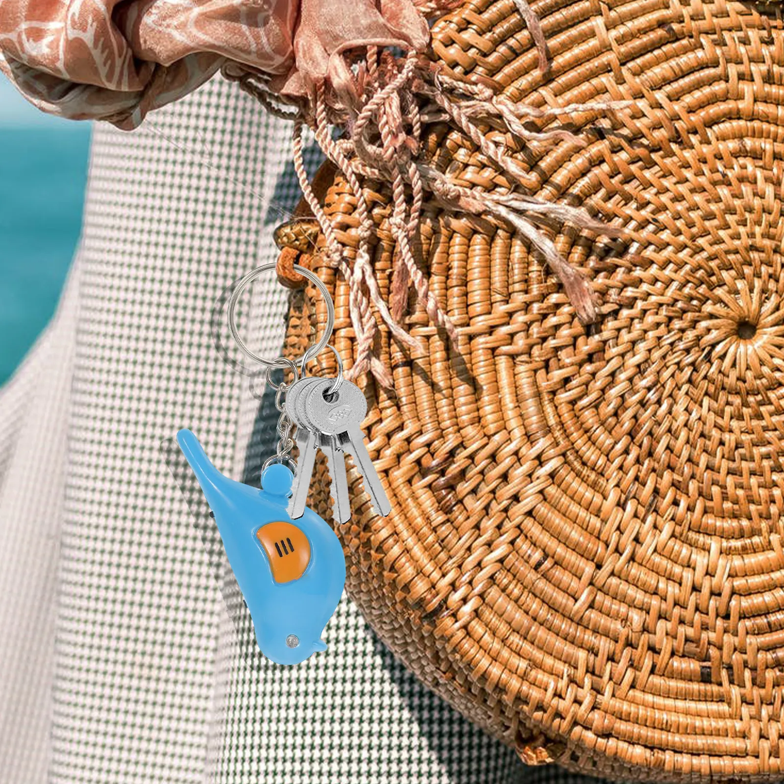 

1Pcs Voice-Control Keys Adorable Bird Shaped Key Portable Keychain for Family Gift Hanging Keys Pendant