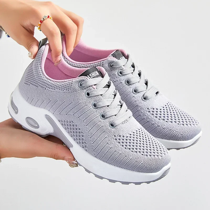 Damessportschoenen Lente en herfst Nieuwe mesh voorband Comfortabel luchtkussen Lichtgewicht loopschoenen Casual damesschoenen