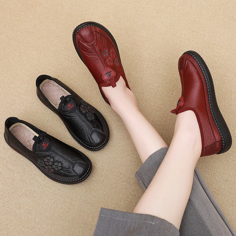 2023 New Spring /Autumn Genuine Leather Breathable Flats Ballet Shoes Female Casual Shoes Office Lady Comfort Shoes