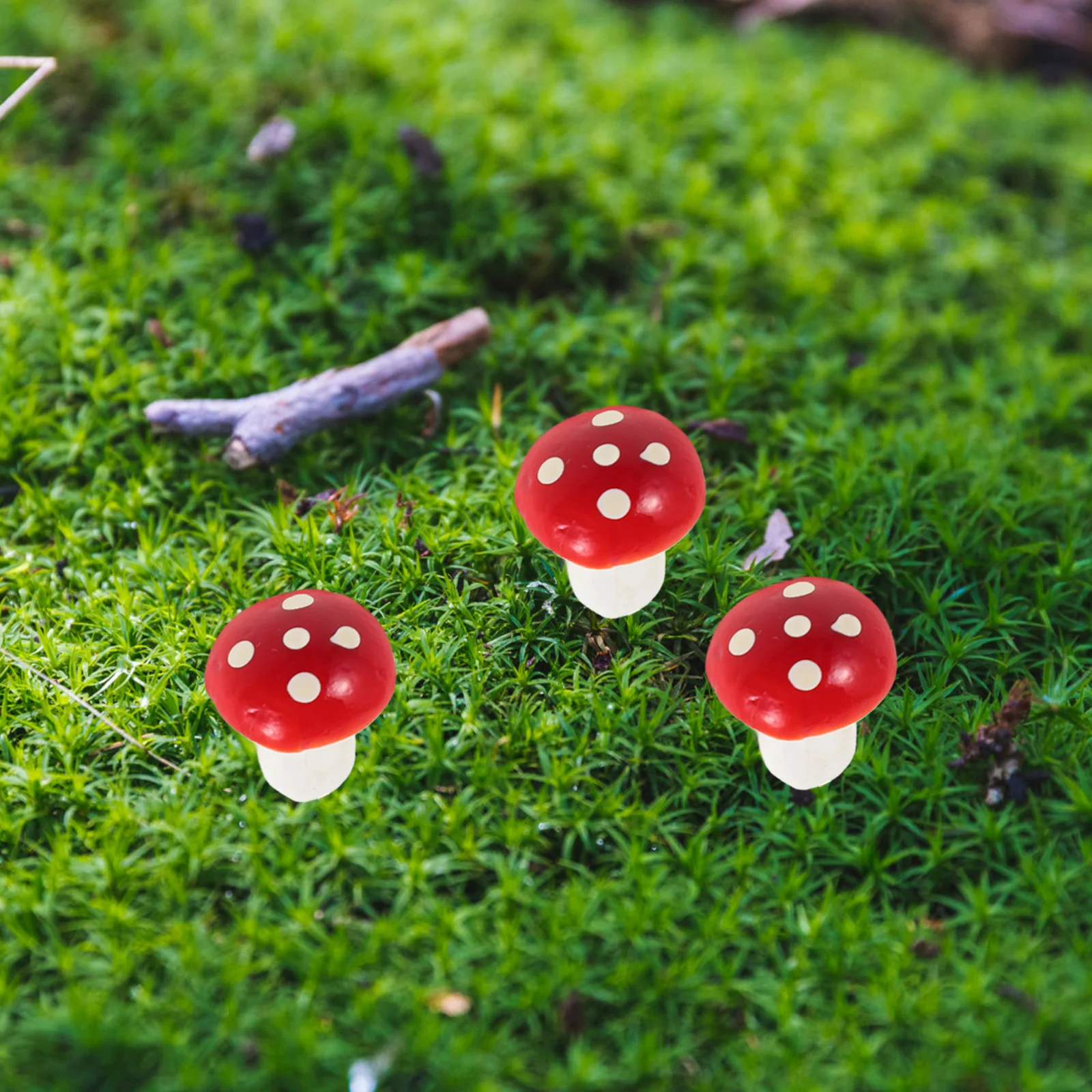 

12 Pcs Christmas Ornaments Mushroom Tree Decorations Holiday Hanging Mini Garden Party Xmas Festive Office Home
