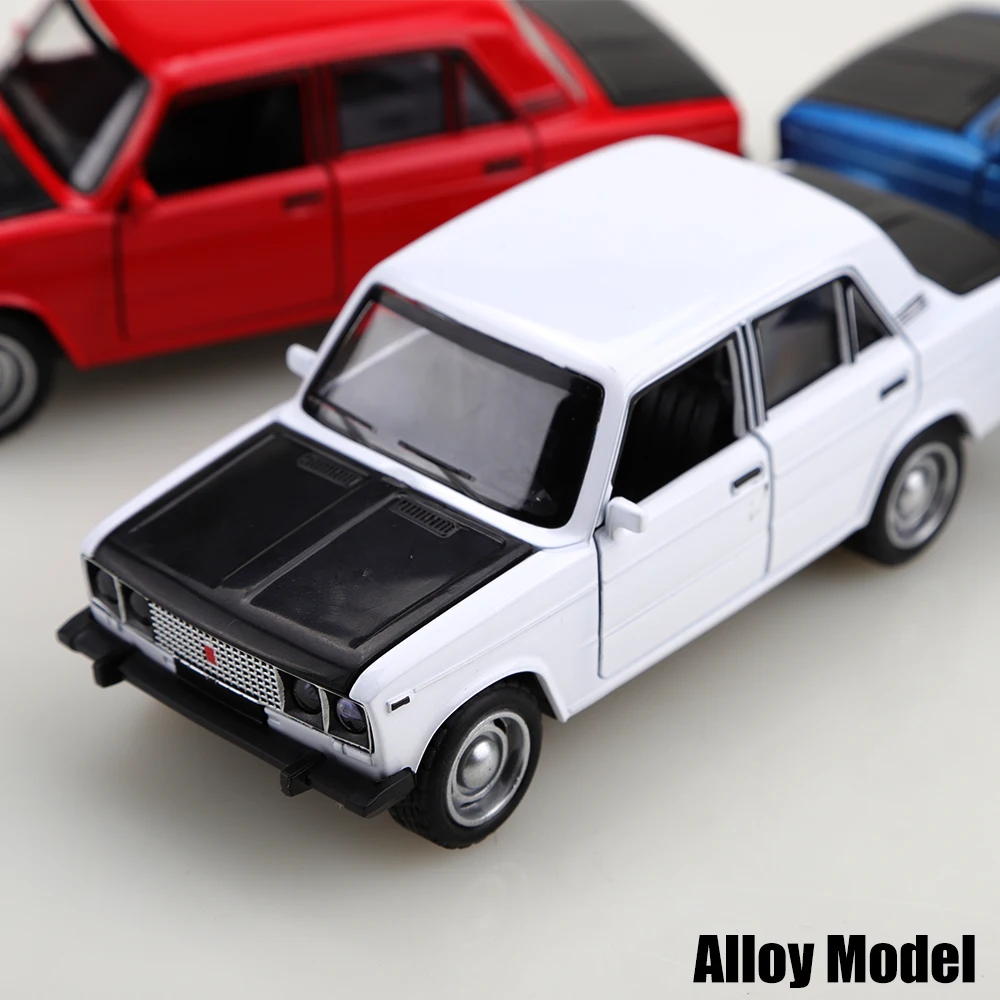 (Corrugated Box) 1/36 Scale, Vintage Classic Sedan Style Toy Car, Powerful Spring, Metal Casting, Boy's Toy, the Best Gift.