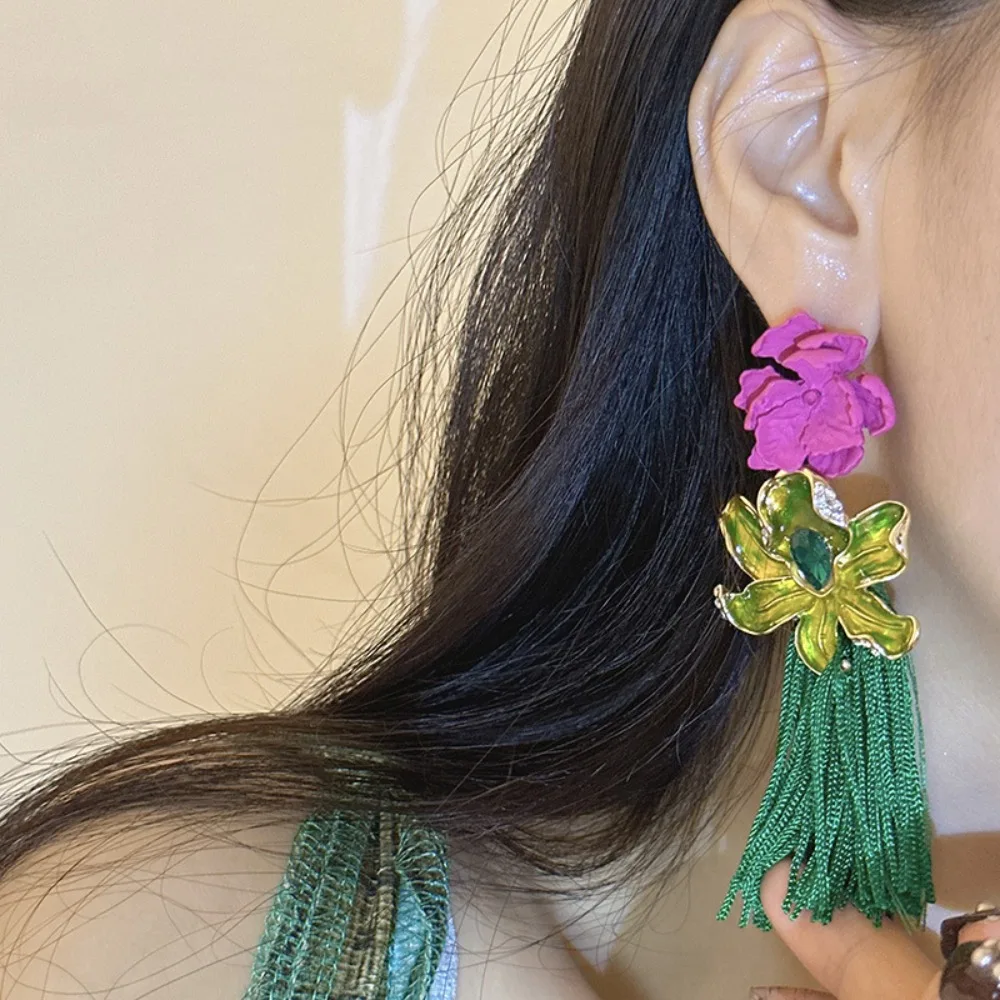 الحلو ضوء الفاخرة زهرة انخفاض الأقراط شرابة حجر الراين البوهيمي أقراط النساء الأذن مجوهرات سحر الأقراط الحلو هدية