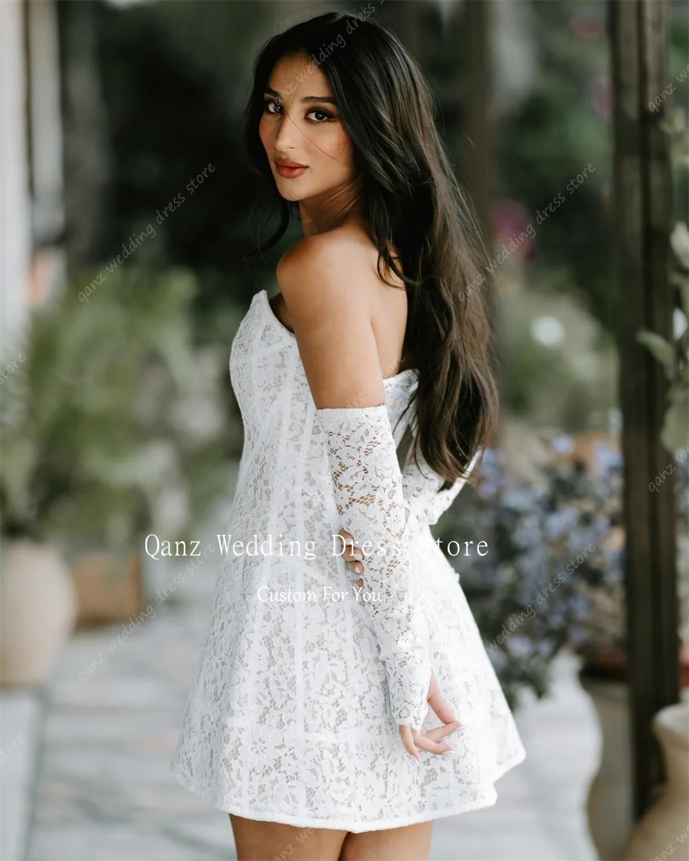 Qanz Chic Lace Short Wedding Party Dresses Mini A Line Removable Sleeves Bridal Gowns Strapless Robes de soirée Customized