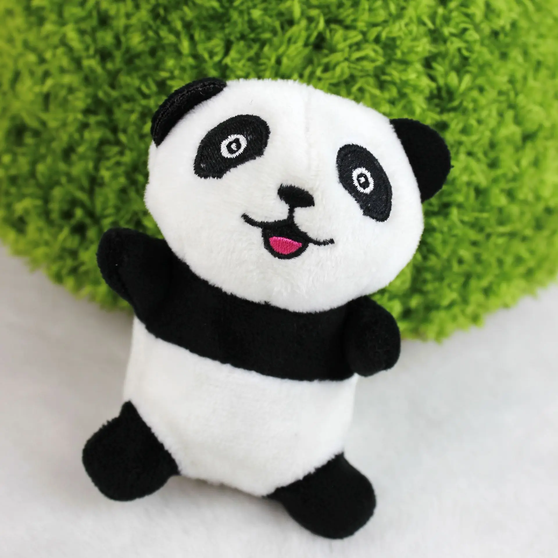 Cartoon Cute Tree Hole Critter Plush Toys Squeeze Will Call Creative Fun Simulation Tree Hole Small Animal Children\'s Toys Gifts