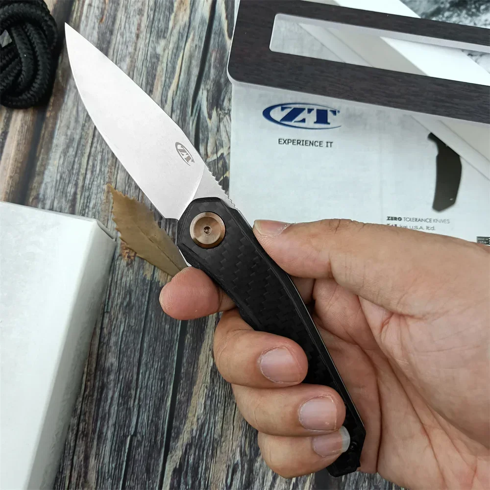 0545 folding knife, outdoor camping tactical hunting multi-purpose pocket EDC pocket knife carbon brazed handle D2