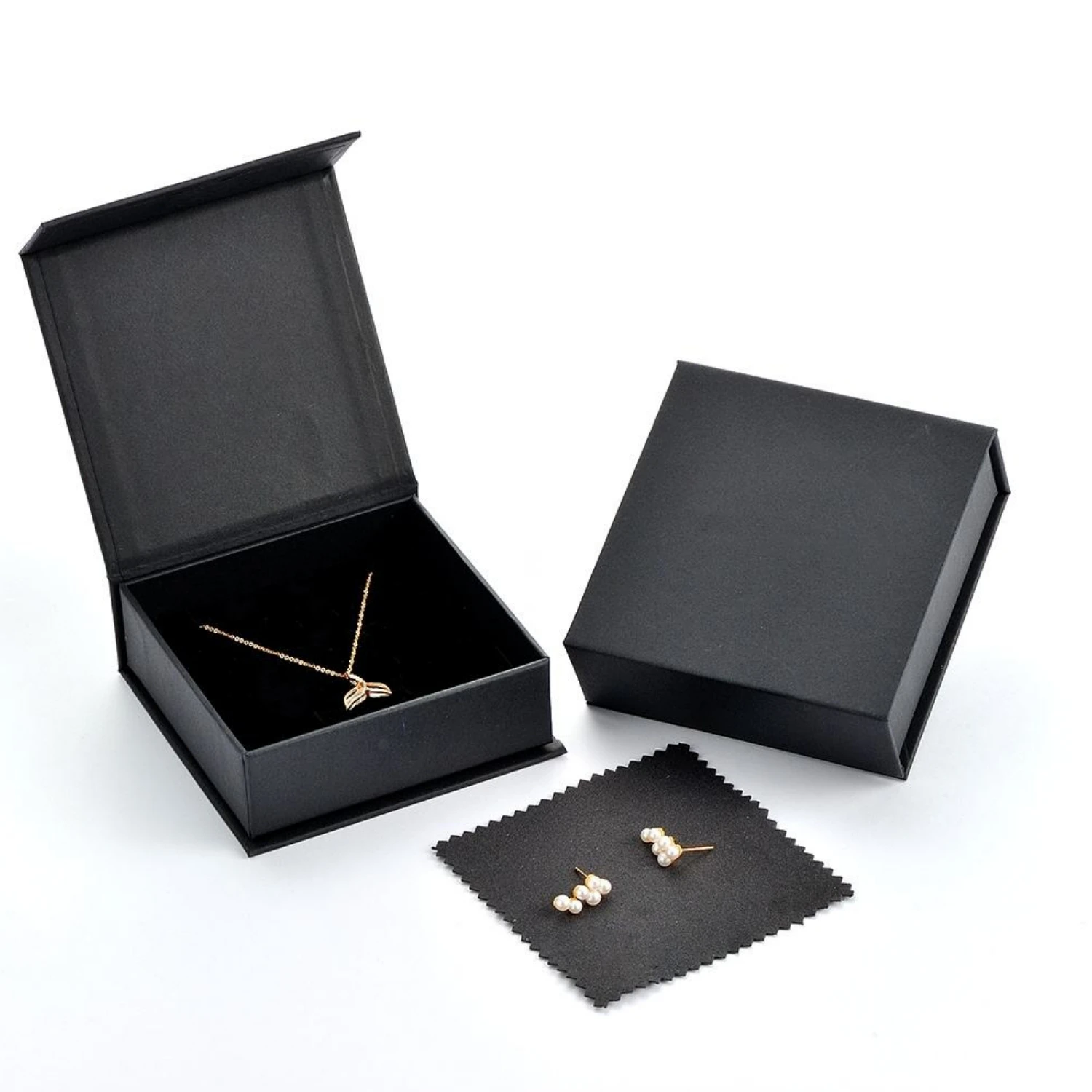 

20 шт., заводской черный, белый цвет, роскошная печатная бумага, упаковка для хранения подарков, ожерелье, кольцо, картон, магнитный индивидуальный логотип, ювелирные изделия