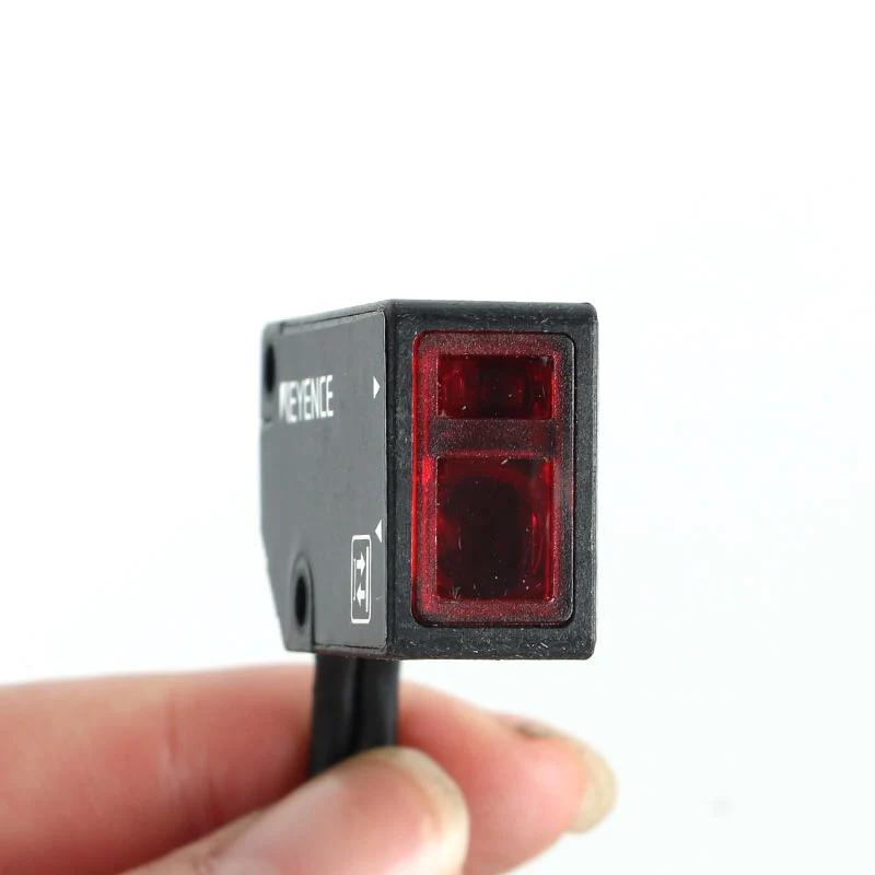 LV-NH100 digital   sensor area transmittance type high performance detection range 2000mm   visible new original