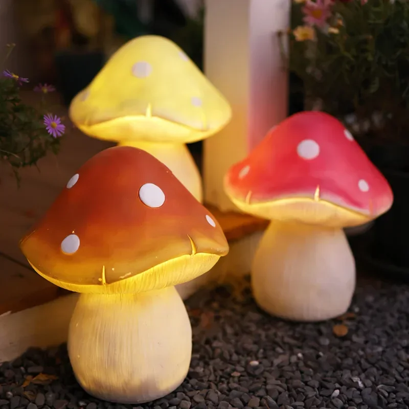 WD446 Solar Mushroom Lamp Outdoor Garden Lighting Creative Courtyard Statue Decorative Balcony Lights Energy Efficient